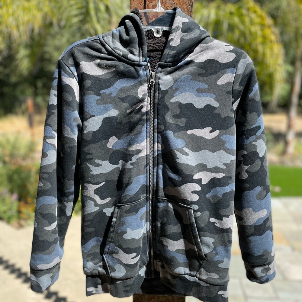 Boys Old Navy Hoodie - size XL (14/16) - new w/out tags